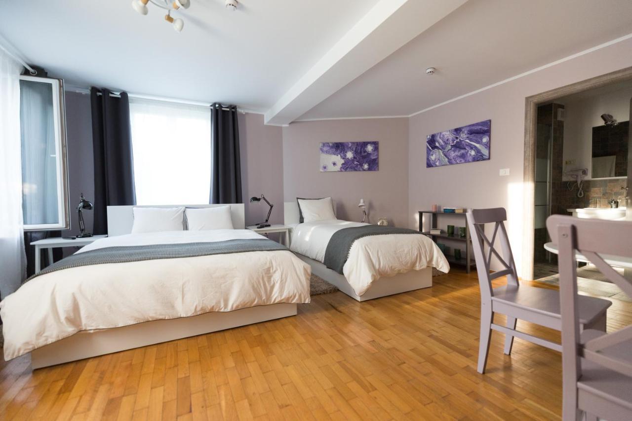 Casa Ris Hotel ทาร์กู จิอู ภายนอก รูปภาพ